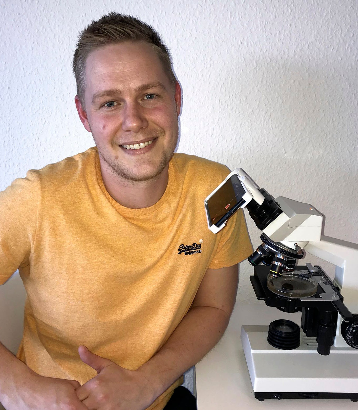 'My Microscopic World' Puts LabCam to Good Use